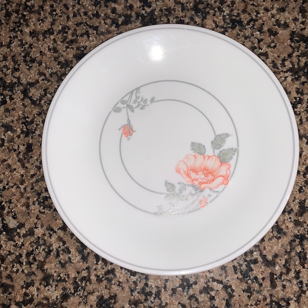 Corelle Salad Plates set of 4.
